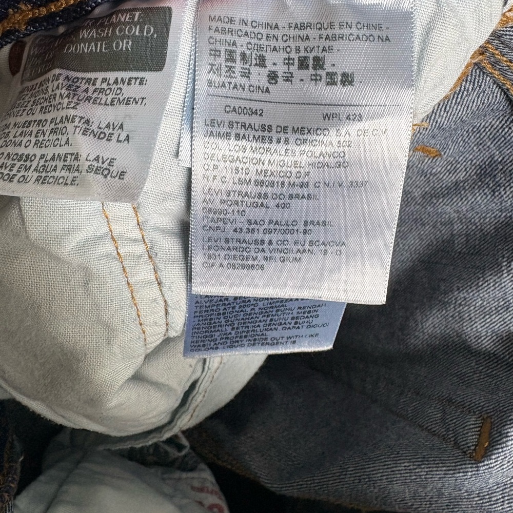 Levi’s 501 Tapered Jeans 25x28 Dark Wash Distressed 100% Cotton Button Fly - Picture 5 of 8